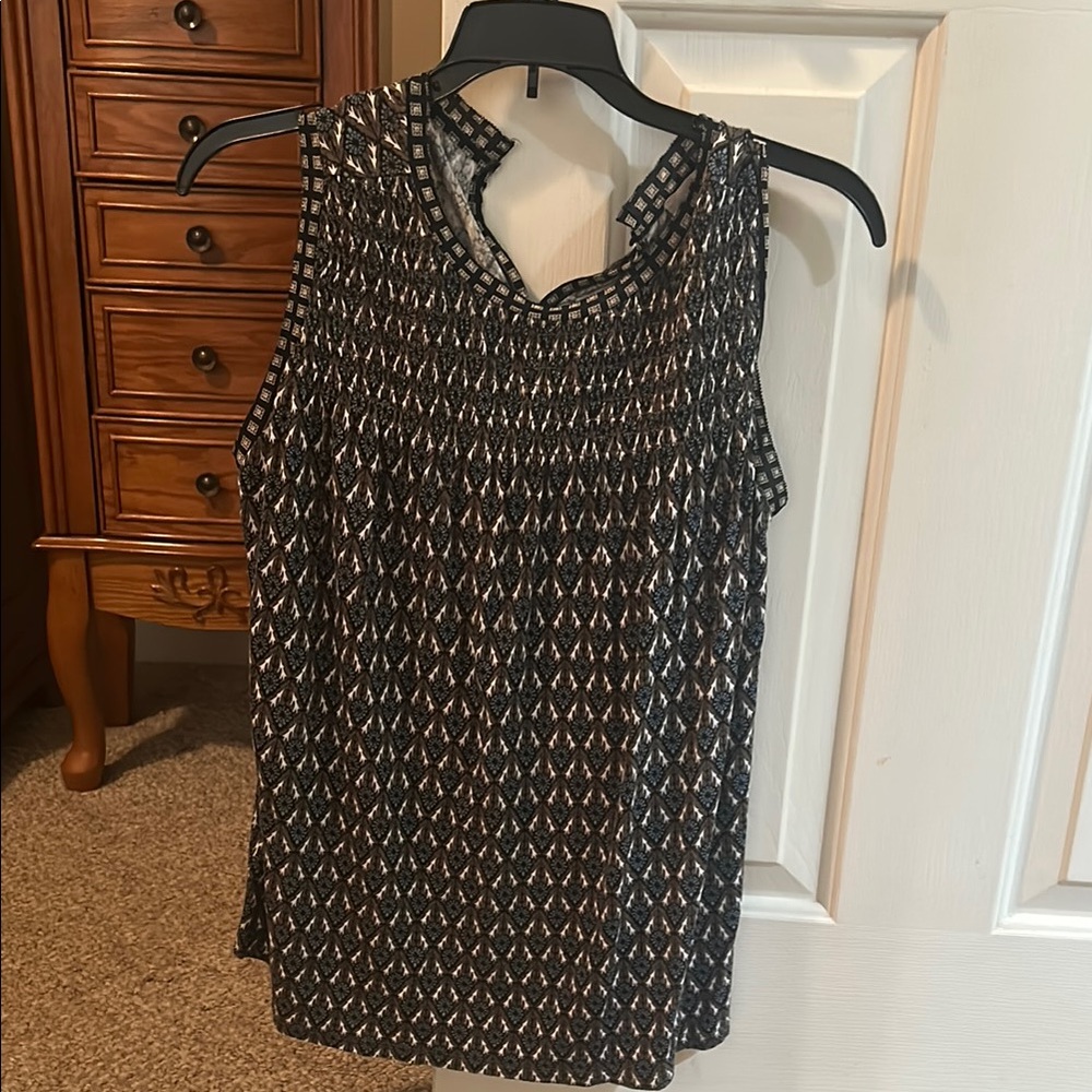 LOFT Black and Silver Patterned Blouse